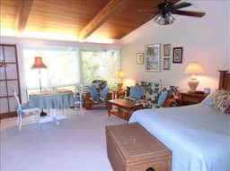 Tropical Breeze Studio next to the beach! - Image 2