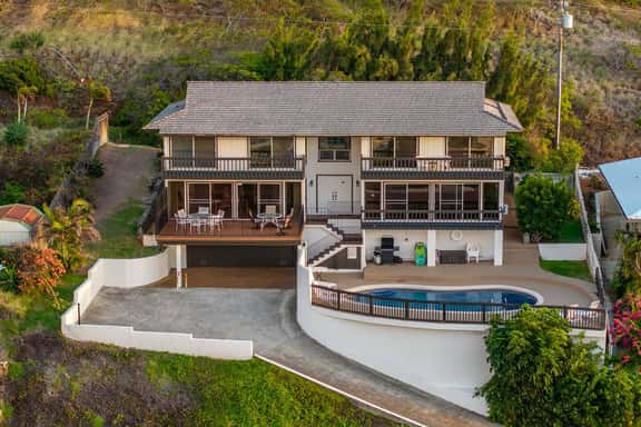 Hale Ohana, Legal, Private, Oceanview home w/pool - Image 1
