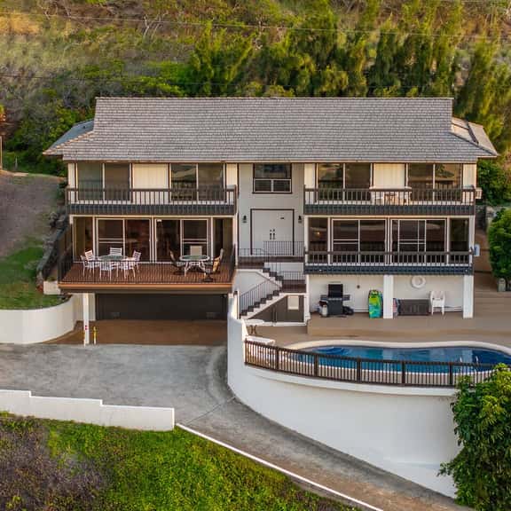 Hale Ohana, Legal, Private, Oceanview home w/pool - Image 1