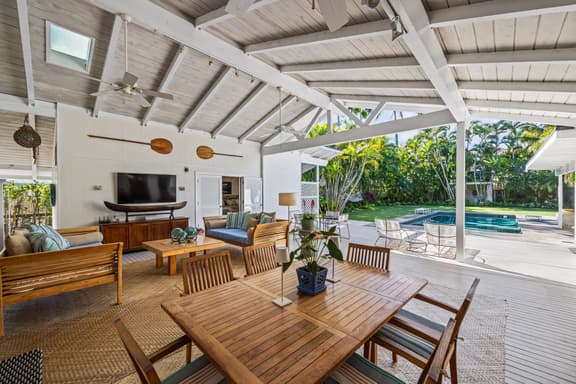 Hale Maluhia Lanikai — Private Pool, Three En-Suite Bedrooms - Image 1